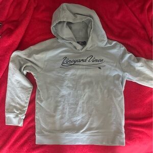 Vineyard vines hoodie, size youth medium